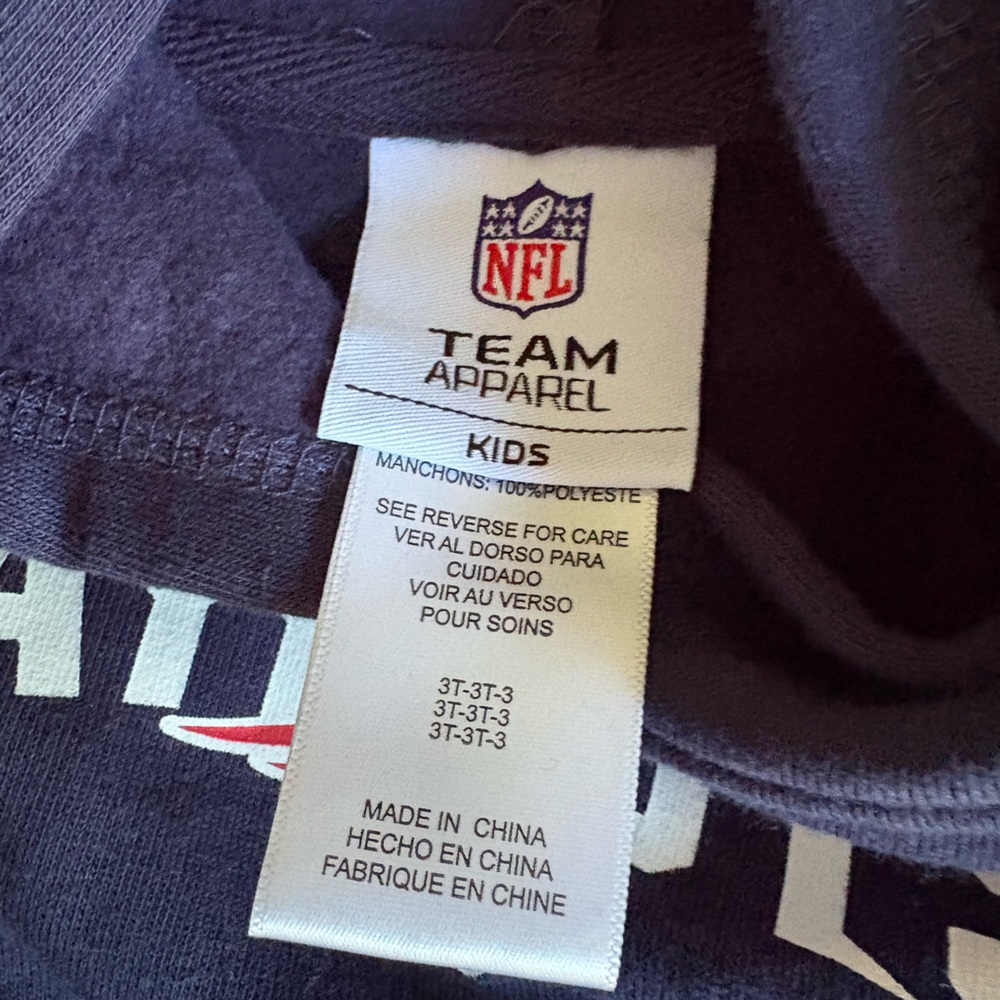 NFL Patriots Hoodie with Red and Black - Picture 5 of 5